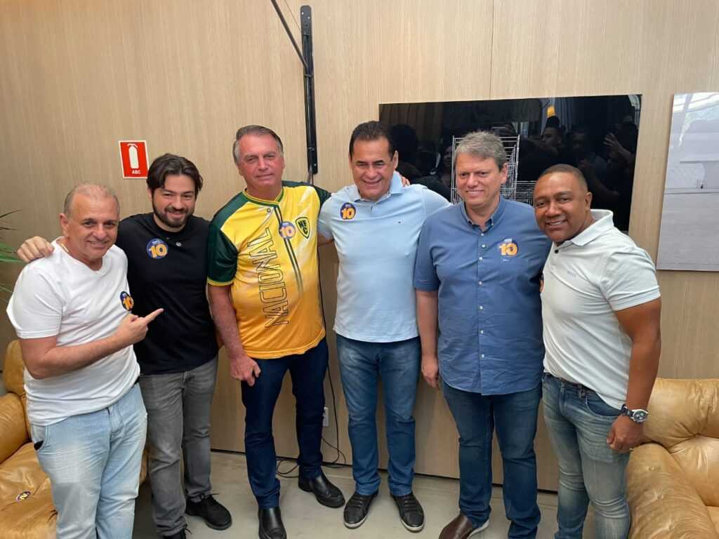 tarcisio-e-bolsonaro-confirmam-apoio-a-xerife-durante-visita-a-guarulhos