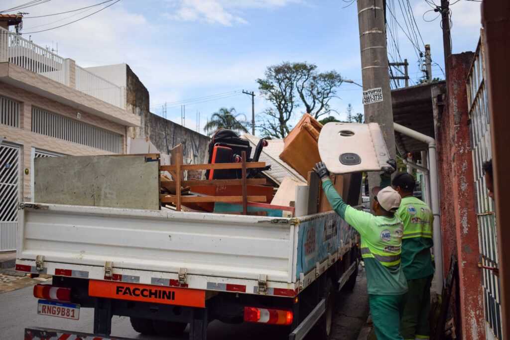 cata-treco-atende-cidade-soberana-e-mais-10-bairros-entre-sexta-e-sabado