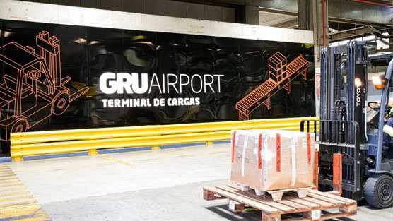 Plano de ação será adotado para liberar acúmulo de cargas no Aeroporto de Guarulhos plano-de-acao-sera-adotado-para-liberar-acumulo-de-cargas-no-aeroporto-de-guarulhos