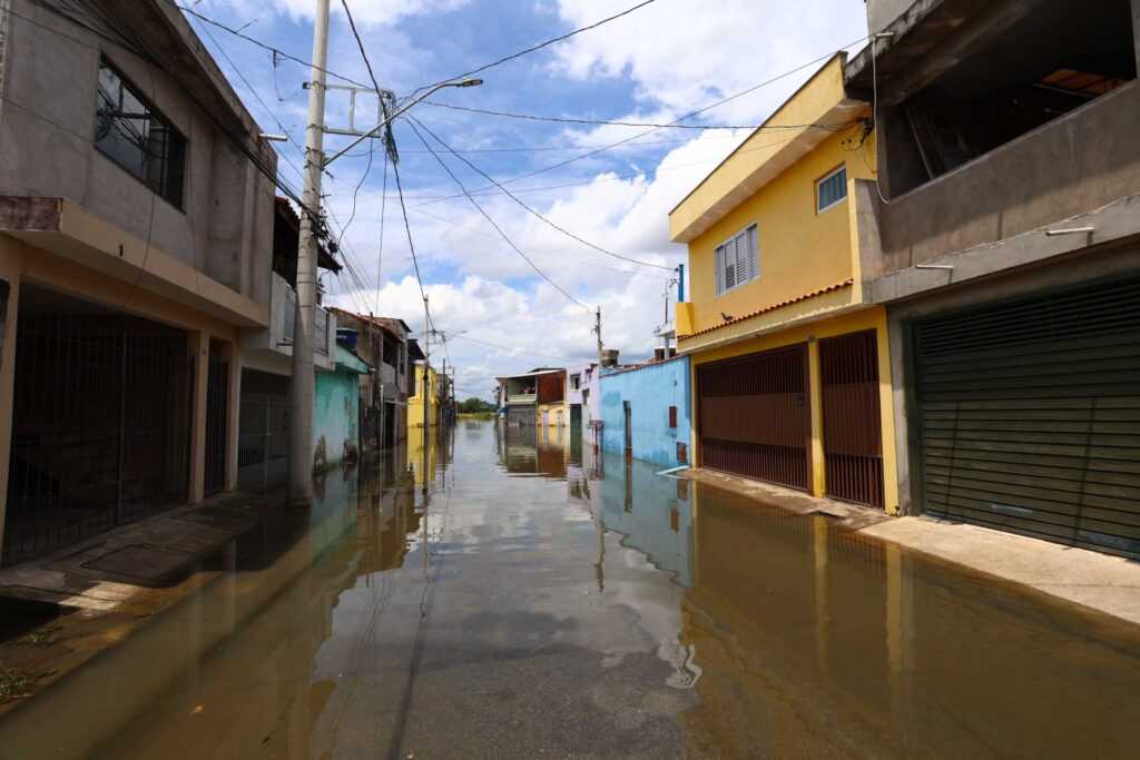 secretaria-da-saude-de-guarulhos-orienta-sobre-cuidados-em-relacao-a-leptospirose