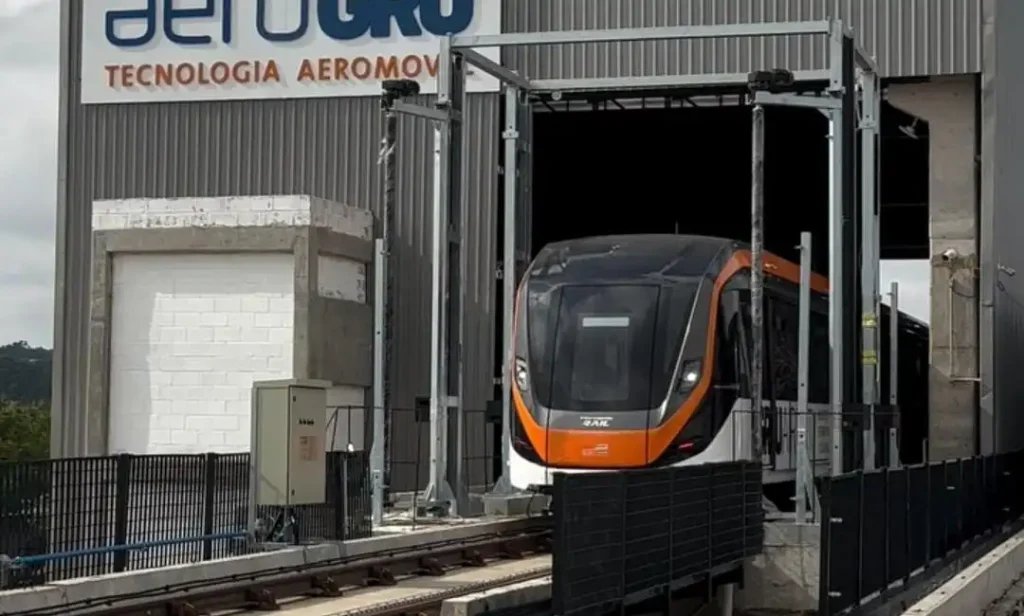 aeromovel-de-guarulhos-avanca-nos-testes-e-entra-em-fase-de-comissionamento-com-terceiro-trem