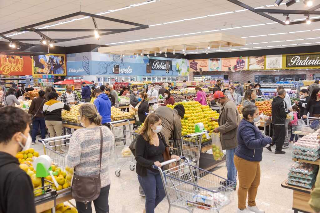 prefeitura-e-rede-de-supermercados-fazem-selecao-para-256-vagas-de-emprego