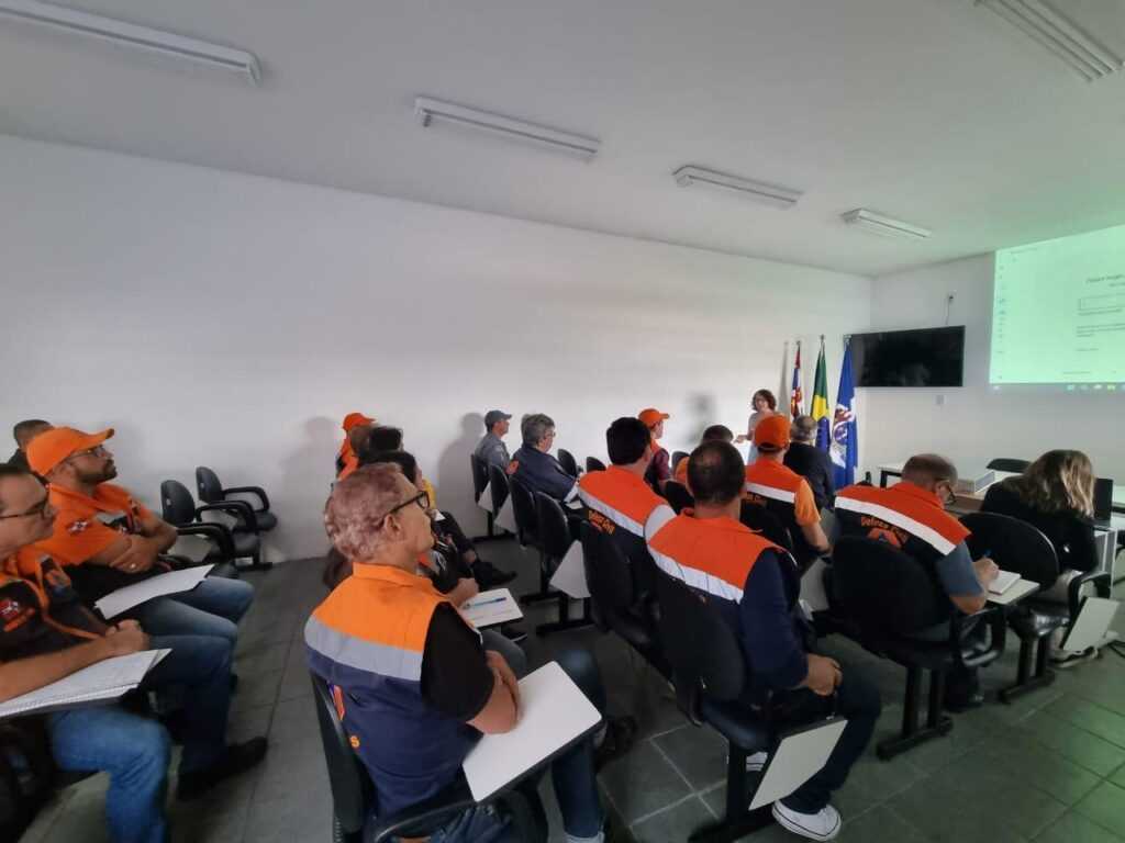 Defesa Civil promove palestra sobre metodologias de atualização de regiões de risco defesa-civil-promove-palestra-sobre-metodologias-de-atualizacao-de-areas-de-risco