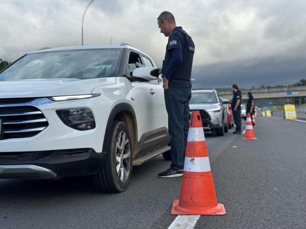 Detran-SP autua oito motoristas de Guarulhos em blitz do bafômetro detran-sp-autua-oito-motoristas-de-guarulhos-em-blitz-do-bafometro