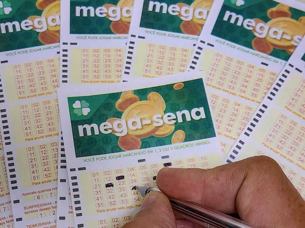 dois-apostadores-de-guarulhos-acertam-cinco-dezenas-e-levam-r$-27-mil-na-mega