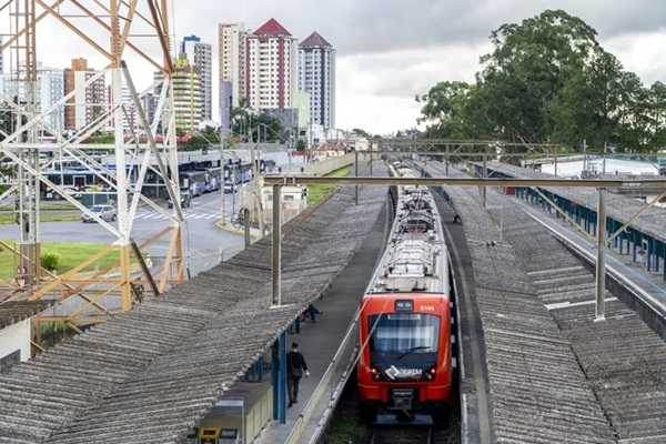 Assinado contrato de concessão da linha 13-Jade que trará trem até Bonsucesso assinado-contrato-de-concessao-da-linha-13-jade-que-levara-trem-ate-bonsucesso