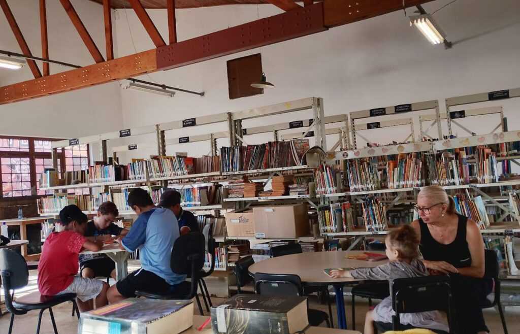 Bibliotecas de Guarulhos têm novo horário de funcionamento e passam a abrir aos sábados bibliotecas-de-guarulhos-tem-novo-horario-de-funcionamento-e-passam-a-abrir-aos-sabados