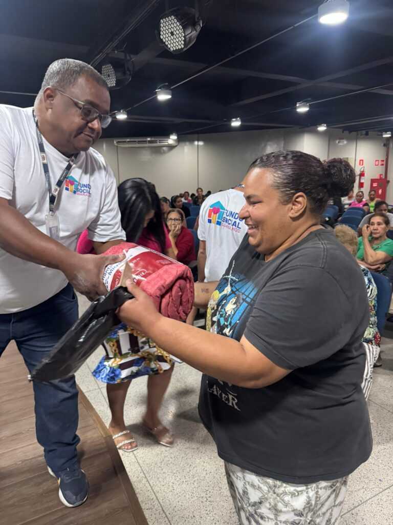 fundos-sociais-de-guarulhos-e-sao-paulo-distribuem-500-cobertores-na-campanha-do-agasalho