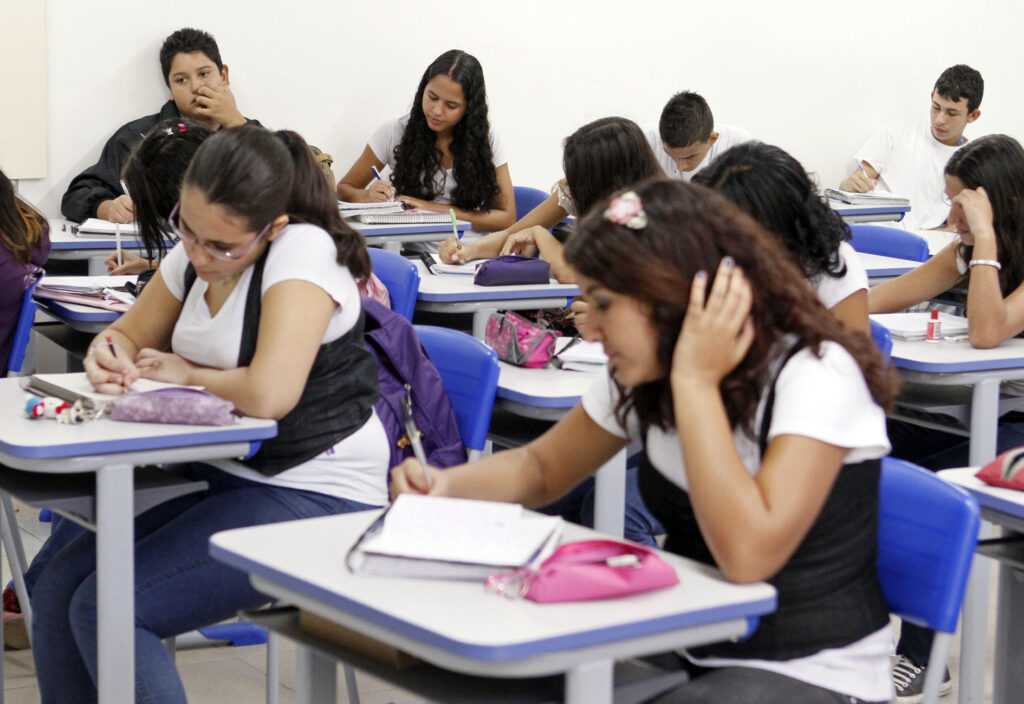 98%-dos-familiares-e-72%-dos-alunos-disseram-ter-preferencia-pelo-itinerario-tecnico