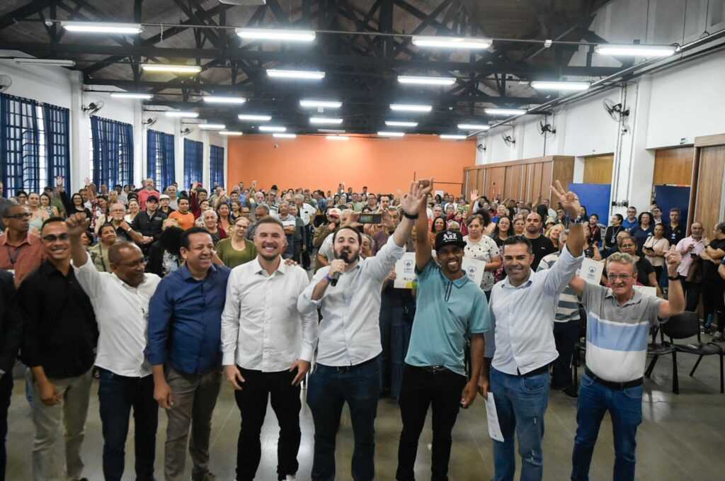 prefeitura-de-guarulhos-realiza-sonho-de-255-familias-com-entrega-de-titulos-de-propriedade