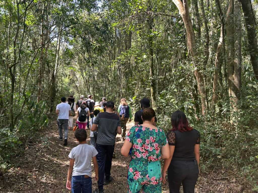moradores-do-agua-azul-visitam-o-horto-florestal-de-guarulhos