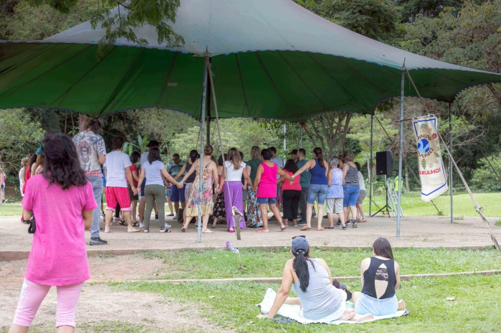 oficina-de-dancas-circulares-do-bosque-maia-celebra-outubro-rosa-neste-domingo
