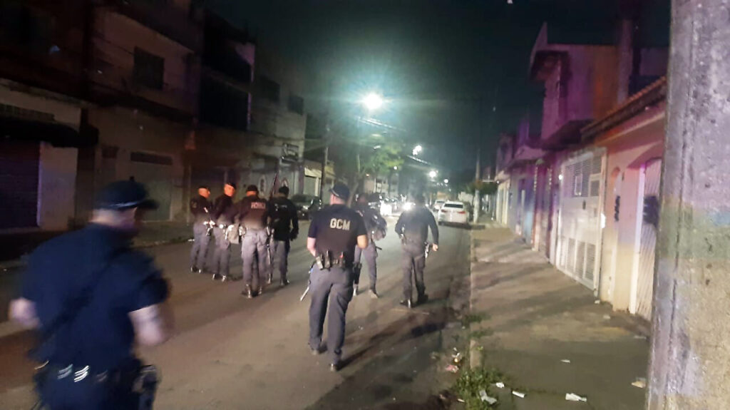 gcm-age-contra-perturbacao-do-sossego-e-restabelece-a-paz-em-guarulhos