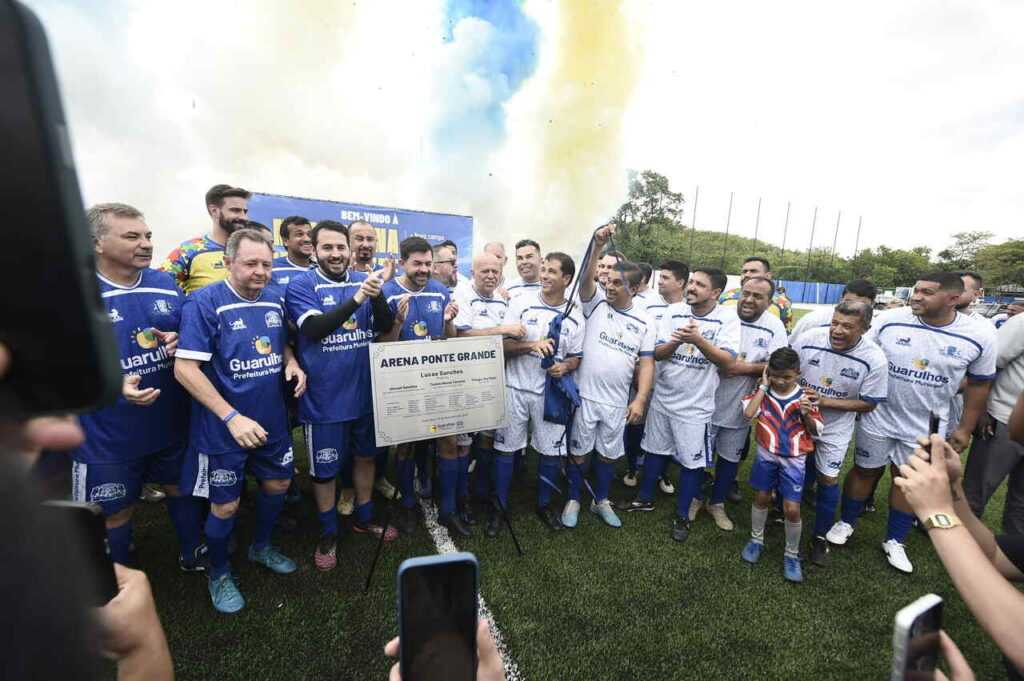 prefeitura-entrega-campo-com-gramado-sintetico-na-arena-ponte-grande