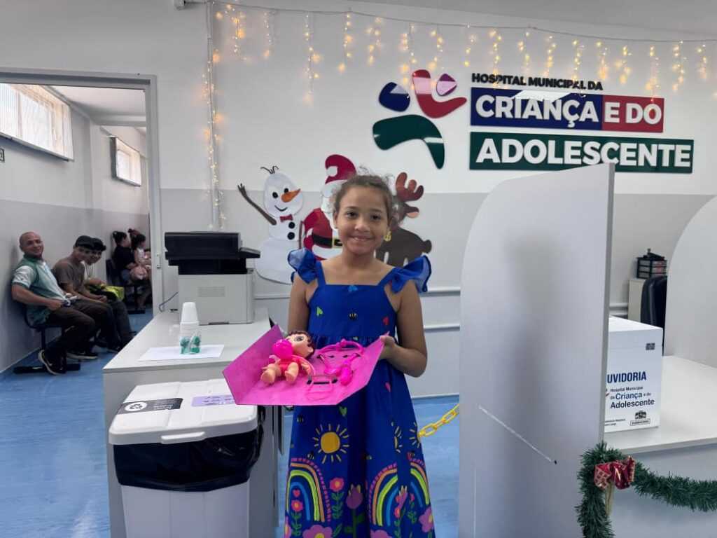 Fundo Social distribui brinquedos a crianças do HMCA em ação de Natal fundo-social-distribui-brinquedos-a-criancas-do-hmca-em-acao-de-natal