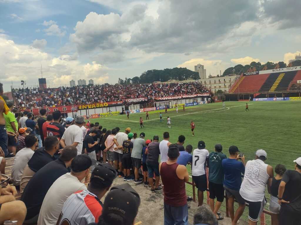 flamengo-de-guarulhos-avanca-em-primeiro-lugar-pelo-grupo-28-da-copinha