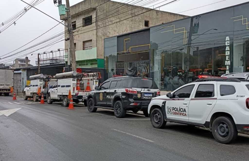 Academia de Musculação no Ponte Alta I é flagrada através da Polícia Civil por roubo de energia academia-de-musculacao-no-ponte-alta-i-e-flagrada-pela-policia-civil-por-furto-de-energia