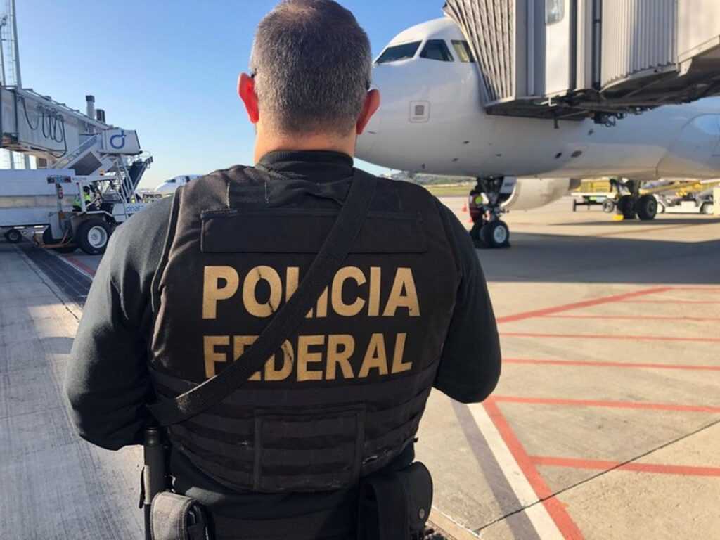 pf-prende-passageiro-com-6-kg-de-cocaina-no-aeroporto-de-guarulhos