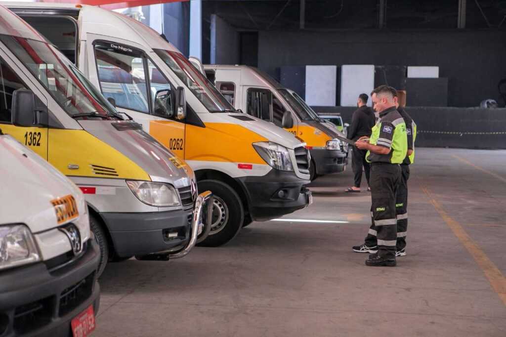prefeitura-de-guarulhos-vistoria-vans-do-transporte-escolar-gratuito