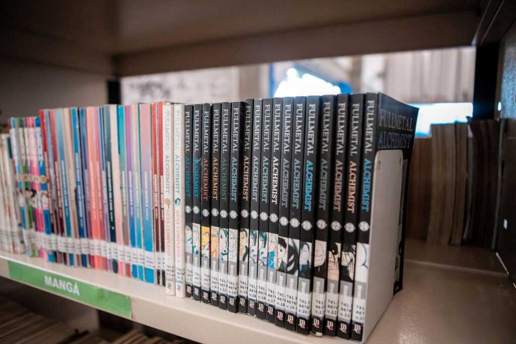 prefeitura-destaca-acervo-com-mais-de-15-mil-hqs-e-mangas-nos-centros-educacionais