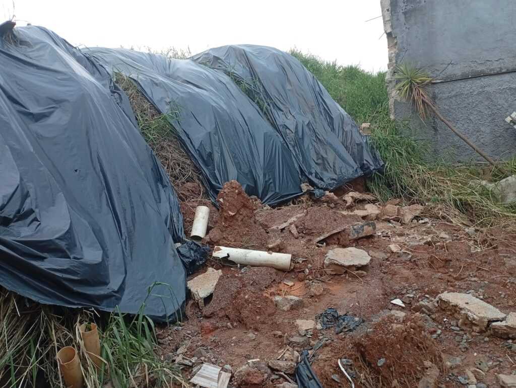 enxurrada-de-conjunto-residencial-invade-casa-no-jardim-diogo