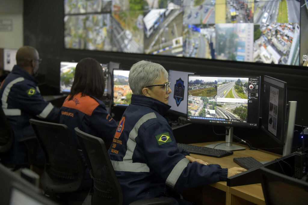 defesa-civil-alerta-para-risco-de-deslizamentos-em-guarulhos-durante-chuvas-de-verao