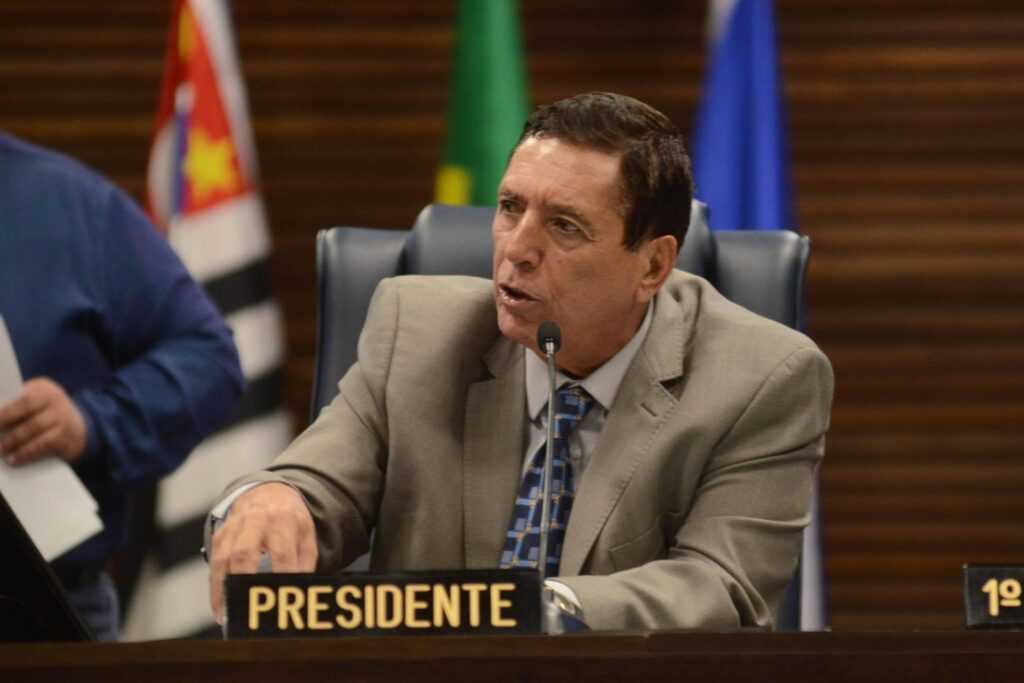 presidente-martello-envia-requerimentos-de-geleia-a-ccj-e-destrava-pauta-na-camara-de-guarulhos