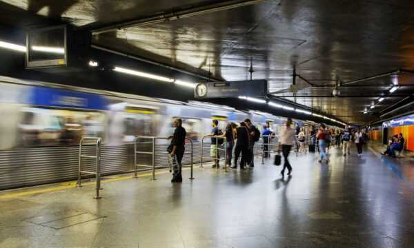 metro-tera-operacao-24-horas-durante-feriado-de-pascoa-em-sp