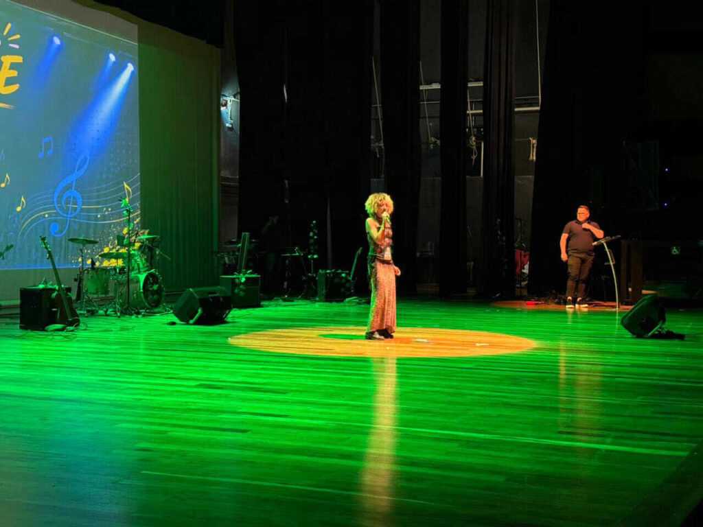 canta-juventude-2026-revela-talentos-e-premia-jovens-no-teatro-adamastor,-em-guarulhos