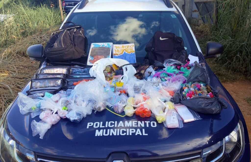 gcm-prende-tres-traficantes-e-apreende-6,2-kg-de-drogas-na-cidade