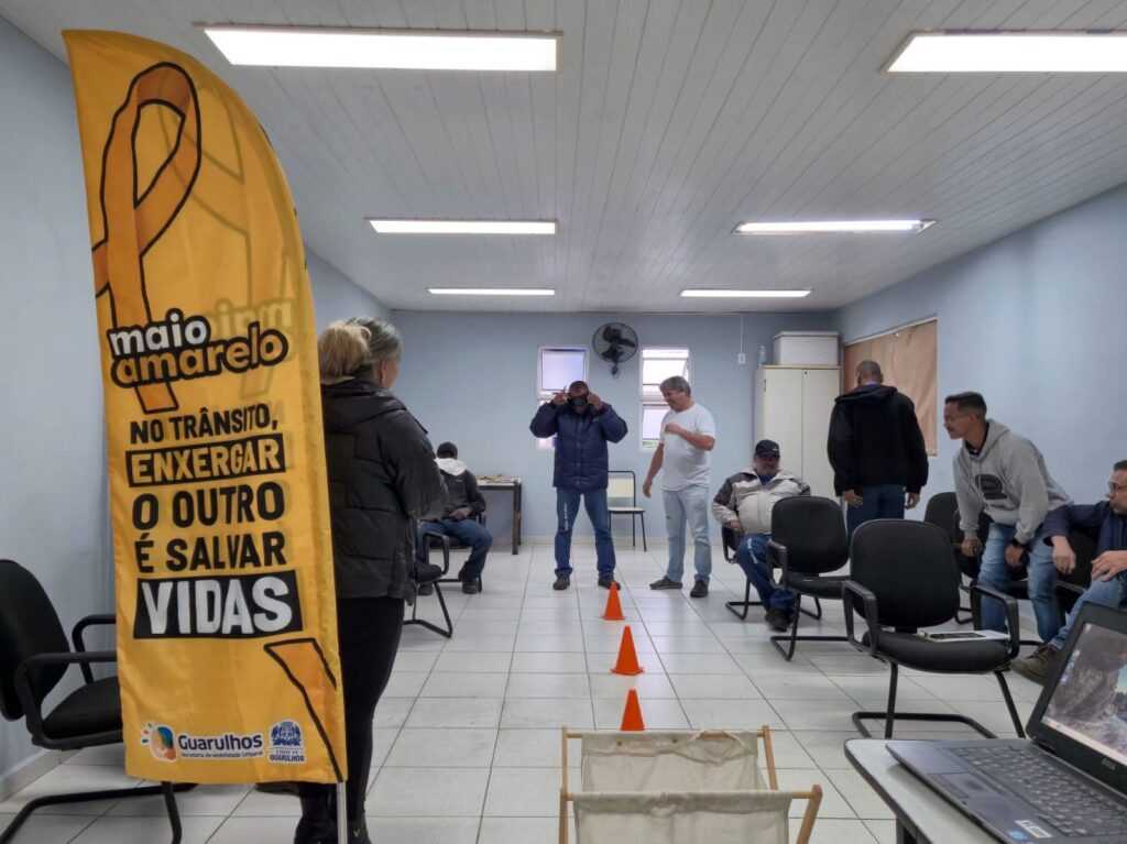 prefeitura-promove-palestra-sobre-o-maio-amarelo-em-empresa-da-vila-fatima
