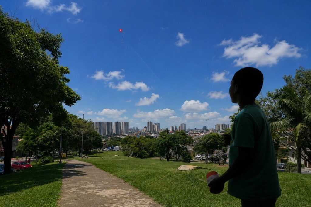 Prefeitura reitera proibição de uso de linhas com cerol na temporada de pipas prefeitura-reitera-proibicao-de-uso-de-linhas-com-cerol-na-temporada-de-pipas