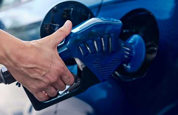 etanol-volta-a-ser-mais-vantajoso-que-a-gasolina-apos-queda-de-precos-em-junho,-aponta-veloe/fipe