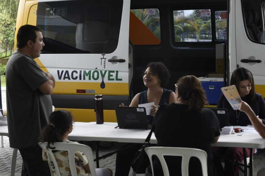 prefeitura-de-guarulhos-leva-vacimovel-ao-zoologico-para-atualizar-vacinas-de-gripe-e-sarampo