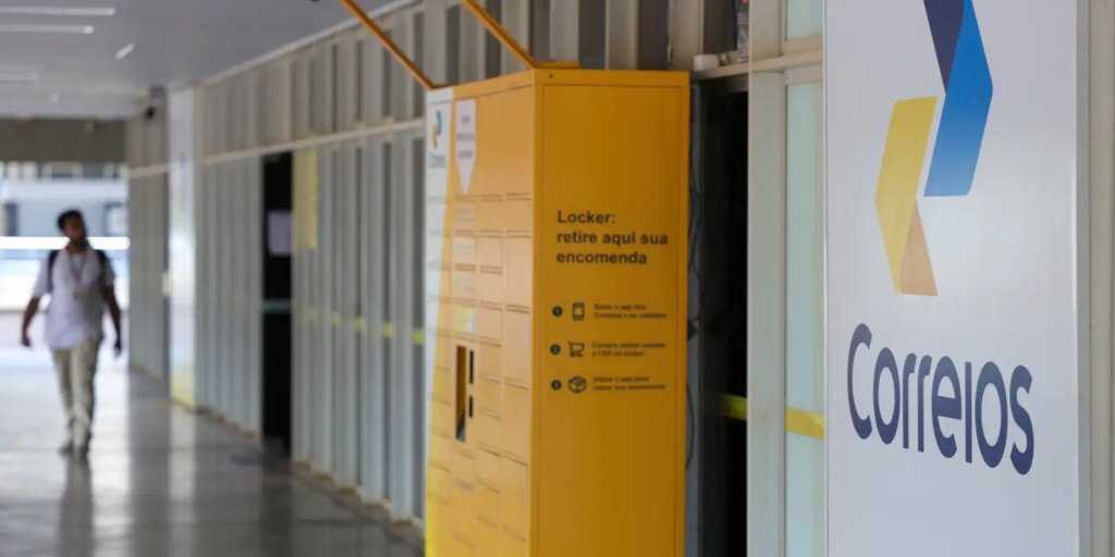 apos-semana-em-greve,-empregados-dos-correios-tem-dissidio-na-segunda