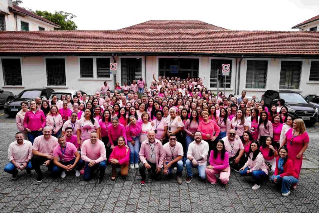 Outubro Rosa mobiliza rede de saúde de Guarulhos com exames e ações de autocuidado outubro-rosa-mobiliza-rede-de-saude-de-guarulhos-com-exames-e-acoes-de-autocuidado
