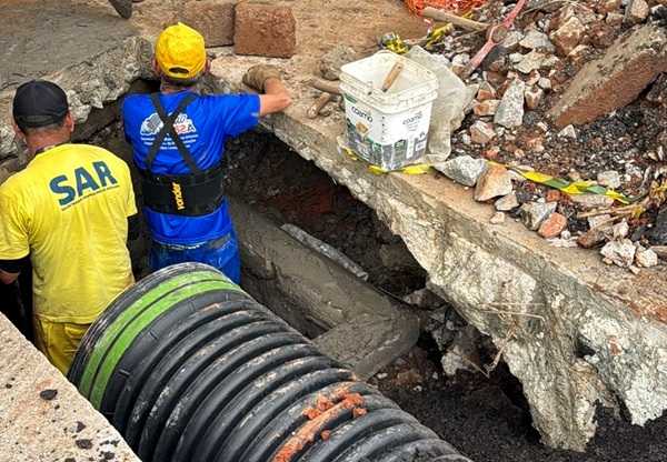 Depois de alagamentos, Prefeitura manda limpar sistemas de drenagem na área do Água Chata apos-alagamentos,-prefeitura-manda-limpar-sistemas-de-drenagem-na-regiao-do-agua-chata
